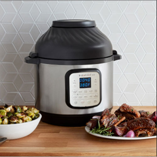 Instant Pot 11-in-1 Duo Crisp Combo Electric Pressure Cooker - 6Qt - Blac - PA06